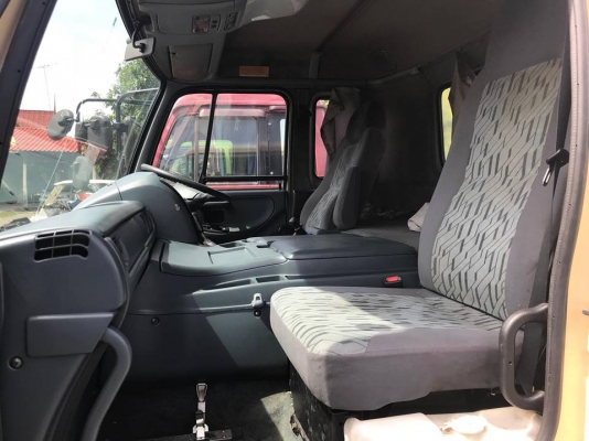 ขายหัวเก๋ง NISSAN UD BIG THUMB (รุ่นหน้าV) นำเข้าจากญึ่ปุ่น100\% ราคาถูกๆ สภาพสวยๆมาก สนใจติดต่อ 094-995-6265