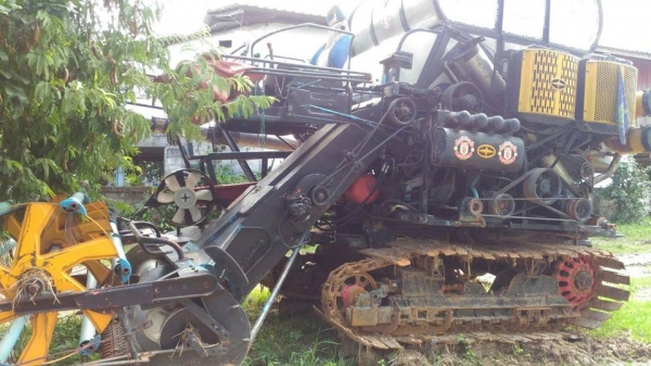 ขายรถเกี่ยวศักดิ์พัฒนา BIGเครื่อง6D17โบว์ สภาพพร้อมใช้งานอุ้ม2.5ตัน ขายรถเกี่ยวศักดิ์พัฒนา BIGเครื่อง6D17โบว์ สภาพพร้อมใช้งานอุ้ม2.5ตัน