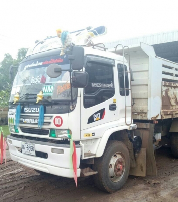 สิบล้อ อิซูชุ Dega 270ยูโร.2 เครือง.ดำ.ปี47 ดั้มสามมิต มีระบบลากลูก ^.ขาย1,380,000บ.^ รถห้าง สภาพดีสวย.รถ.วิ่งงานทุกวัน เล่ม.ทะเบียน พร้อมโอน