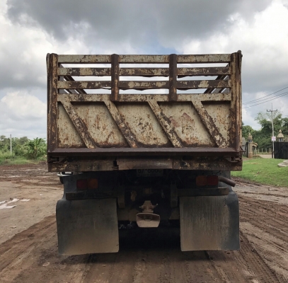 สิบล้อ อิซูชุ Dega 270ยูโร.2 เครือง.ดำ.ปี47 ดั้มสามมิต มีระบบลากลูก ^.ขาย1,380,000บ.^ รถห้าง สภาพดีสวย.รถ.วิ่งงานทุกวัน เล่ม.ทะเบียน พร้อมโอน