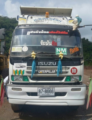 สิบล้อ อิซูชุ Dega 270ยูโร.2 เครือง.ดำ.ปี47 ดั้มสามมิต มีระบบลากลูก ^.ขาย1,380,000บ.^ รถห้าง สภาพดีสวย.รถ.วิ่งงานทุกวัน เล่ม.ทะเบียน พร้อมโอน