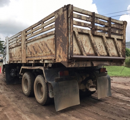 สิบล้อ อิซูชุ Dega 270ยูโร.2 เครือง.ดำ.ปี47 ดั้มสามมิต มีระบบลากลูก ^.ขาย1,380,000บ.^ รถห้าง สภาพดีสวย.รถ.วิ่งงานทุกวัน เล่ม.ทะเบียน พร้อมโอน