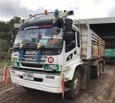 สิบล้อ อิซูชุ Dega 270ยูโร.2 เครือง.ดำ.ปี47 ดั้มสามมิต มีระบบลากลูก ^.ขาย1,380,000บ.^ รถห้าง สภาพดีสวย.รถ.วิ่งงานทุกวัน เล่ม.ทะเบียน พร้อมโอน