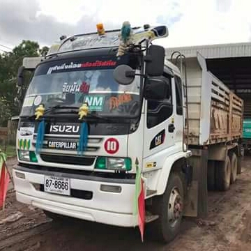 สิบล้อ อิซูชุ Dega 270ยูโร.2 เครือง.ดำ.ปี47 ดั้มสามมิต มีระบบลากลูก ^.ขาย1,380,000บ.^ รถห้าง สภาพดีสวย.รถ.วิ่งงานทุกวัน เล่ม.ทะเบียน พร้อมโอน