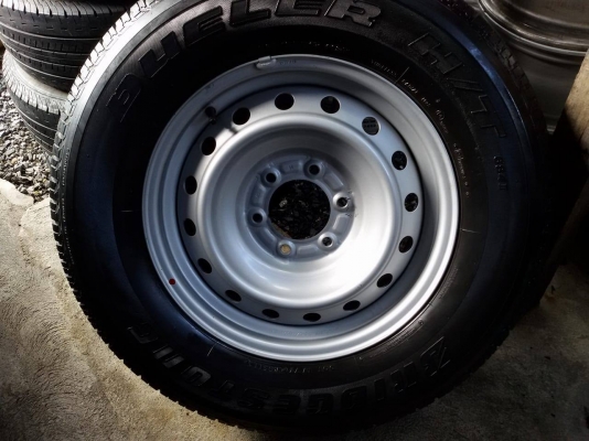 กะทะล้อ+265/65/17ปี5112 #วง1500บ.ใครหาล้ออ่ะไหล่ไว คับ.โทร.0879050181.ส่งได้ทั่วไทยคับ