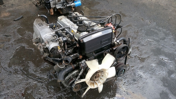 ขายเครื่องยนต์ TOYOTA 4AG ขับหลัง 8950 บาท