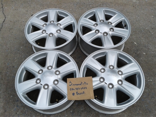 แม็ก New D-max ขอบ 16 กว้าง 7นิ้ว ออฟเซ็ท 33 งาน Enkei สภาพสวยถอดป้ายแดง  ราคาชุดละ 4,000 บาท