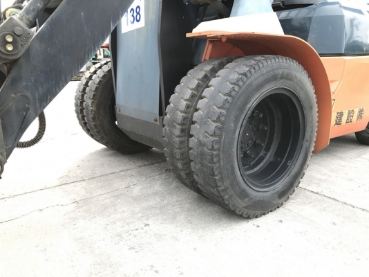 รถตัก Toyota รุ่น 5FGL10 เครื่องเบนซิน ใช้งาน 9 ร้อยชั่วโมงเท่านั้น จากญี่ปุ่น รถตัก Toyota รุ่น 5FGL10 เครื่องเบนซิน ใช้งาน 9 ร้อยชั่วโมงเท่านั้น จากญี่ปุ่น