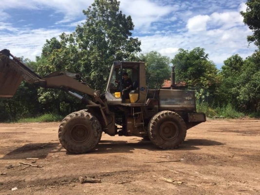 ขาย 485,000 บาท KOMATSU WA300-1 เครื่องดี เกียร์ดี ระบบไฮโดรลิกพร้อม เอกสารชื้อขาย รถอยู่ จ.ร้อยเอ็ด โทร&ไอดีไลน์ 0610710295 ขาย 485,000 บาท KOMATSU WA300-1 เครื่องดี เกียร์ดี ระบบไฮโดรลิกพร้อม เอกสารชื้อขาย รถอยู่ จ.ร้อยเอ็ด โทร&ไอดีไลน์ 0610710295