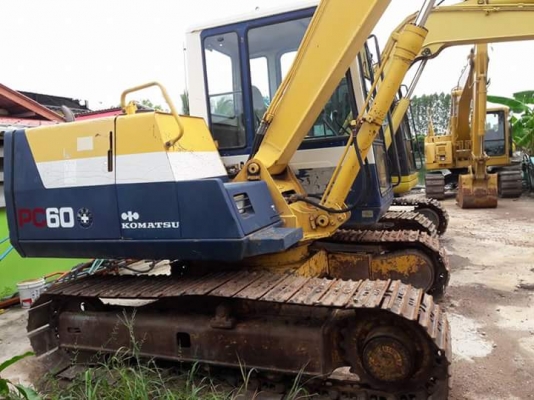ขายKOMATSU PC60-6  เก่าญี่แนแท้  สภาพสวย เดิมๆๆ  3,XXX  ชั่วโมง  พร้อมใช้  โทร 089-3818694  ดวงนภา