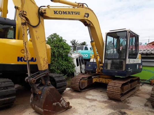 ขายKOMATSU PC60-6  เก่าญี่แนแท้  สภาพสวย เดิมๆๆ  3,XXX  ชั่วโมง  พร้อมใช้  โทร 089-3818694  ดวงนภา