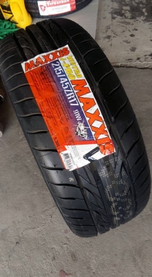 ยางใหม่ปี17 maxxis i-pro 215/45r17 โทรสอบถามก่อนเข้ามาได้ครับ 081-3747940