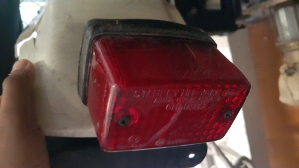 ชุดท้ายไม่ทราบรุ่นครับ