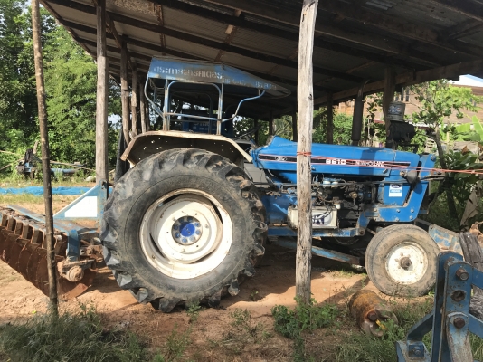 รถไถฟอร์ด Ford 5500 2wd มีทะเบียน ของแถมเพียบ รถไถฟอร์ด Ford 5500 2wd มีทะเบียน ของแถมเพียบ