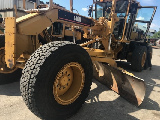 รถเกรด Cat140-APM ปี 2004 สวยกิ๊บ สภาพเอี่ยม นำเข้าจาอเมริกา พร้อมสแกนริฟายใหม่