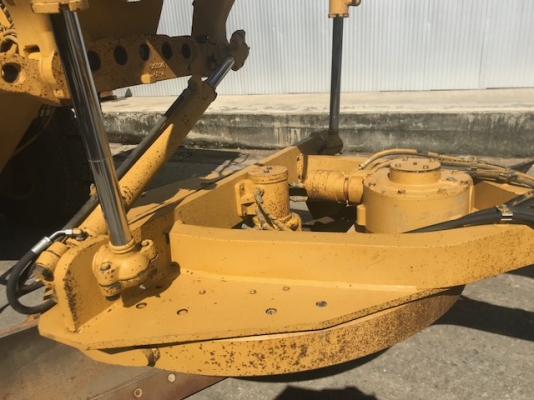 รถเกรด Cat140-APM ปี 2004 สวยกิ๊บ สภาพเอี่ยม นำเข้าจาอเมริกา พร้อมสแกนริฟายใหม่