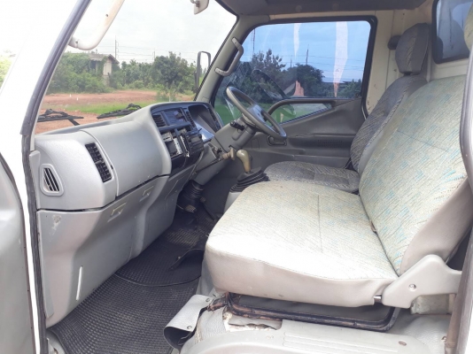 ขายรถ MITSUBISHI 4 ล้อตู้ 6บาน ปี 56 เครื่องดี ยางดี ครัทซีสวย ไม่ระบุราคา ศุภากร 081-1903107,089-53
