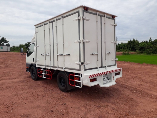 ขายรถ MITSUBISHI 4 ล้อตู้ 6บาน ปี 56 เครื่องดี ยางดี ครัทซีสวย ไม่ระบุราคา ศุภากร 081-1903107,089-53 ขายรถ MITSUBISHI 4 ล้อตู้ 6บาน ปี 56 เครื่องดี ยางดี ครัทซีสวย ไม่ระบุราคา ศุภากร 081-1903107,089-53