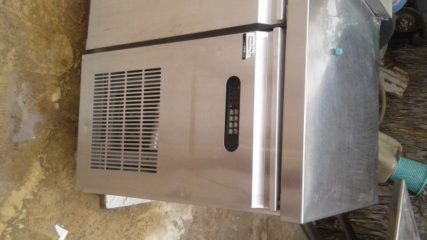 ตู้แช่อาหาร ปรับอุณหภูมิเย็น,ร้อน