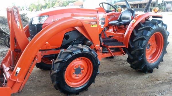 ขาย L4708 พร้อมใบดันหน้า กับ โรตารี่ พร้อม้ล่ม ราคา350000บ ถูกๆ