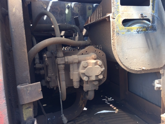 รถขุด pc200-5 คอนโทนสั้น มี3คันจะขายออก1คัน เลือกได้ รถดีๆสวยดี รถขุด pc200-5 คอนโทนสั้น มี3คันจะขายออก1คัน เลือกได้ รถดีๆสวยดี