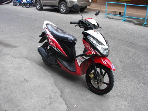 ขาย MIO 125i MX หัวฉีด ตัวท๊อป ล้อแม็ก สีแดง-ขาว รถ2ปี รถศูนย์ประกัน5ปี ราคา 26000 บาท