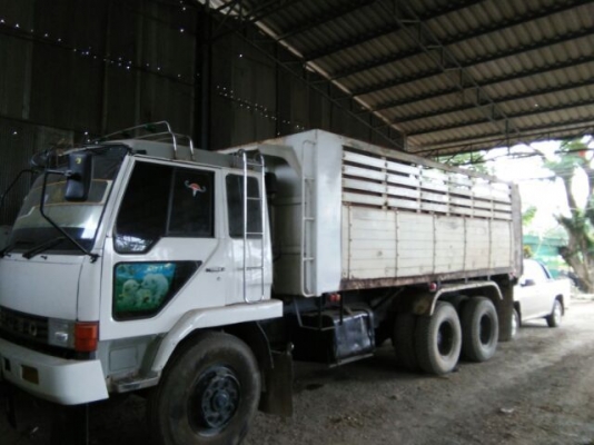 ขายหลง 527 ดั้มท์ สองเพลา  รถสวยๆ เจ้าของขายเอง  ราคา 620,000 บาท