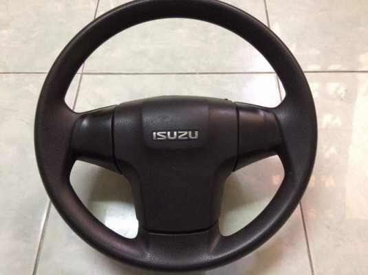 ขายพวงมาลัย อีซูซุ d max all new เปลี่ยนใส่ ดีแม็กเก่าได้ทุกรุ่น ขอขาย 1600 ครับ