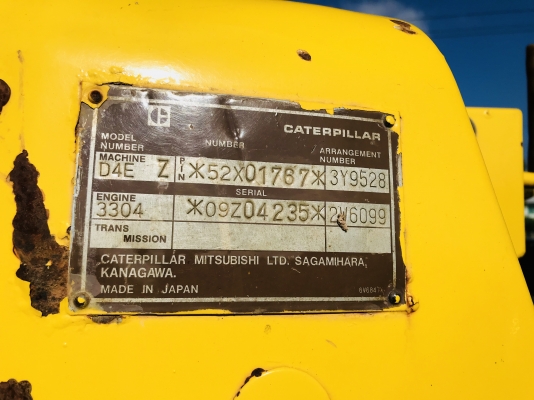 ขาย รถแทครเตอร CATTERPILAR D4E เครื่องดี เกียร์ดี ตีนเป็ด ขาย รถแทครเตอร CATTERPILAR D4E เครื่องดี เกียร์ดี ตีนเป็ด