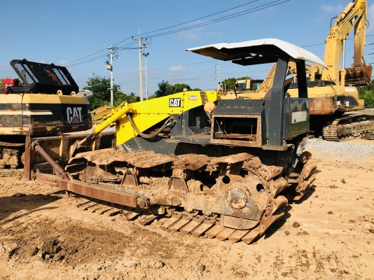 ขาย รถแทครเตอร CATTERPILAR D4E เครื่องดี เกียร์ดี ตีนเป็ด ขาย รถแทครเตอร CATTERPILAR D4E เครื่องดี เกียร์ดี ตีนเป็ด