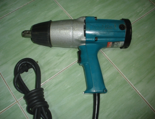 ขายบล็อคไฟฟ้าMAKITA ขนาด6หุน รุ่น 6906 made in japan