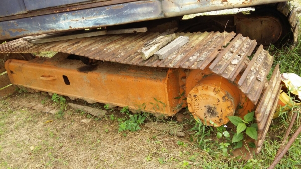 ขายKOMATSU 120-2 สภาพเก่านอก ขายKOMATSU 120-2 สภาพเก่านอก