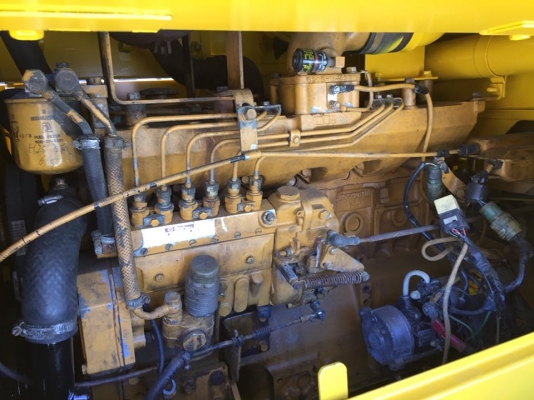 รถตักล้อยาง KOMATSU WA100-1 ทำสีใหม่ นำเข้า มือสองญี่ปุ่น