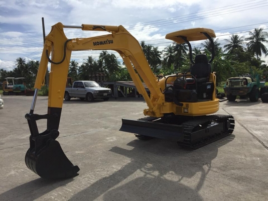 รถขุด KOMATSU PC30FR นำเข้ามือสองญี่ปุ่น
