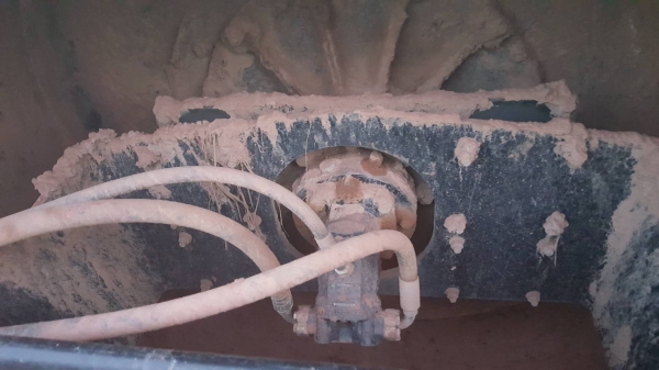 ต้องการขายด่วนๆรถบดสั่นสะเทือน2เพลา DYNAPAC CA250D 10.6ตัน รถเพิ่งใช้งาน1,####ชม. เอกสารเล่มทะเบียน ปี56 ขายตามสภาพ ราคา1,250,000บาท โทไอดี 0990035892 (/)0843923995 ดูรถได้ที่ จ.บึงกาฬ