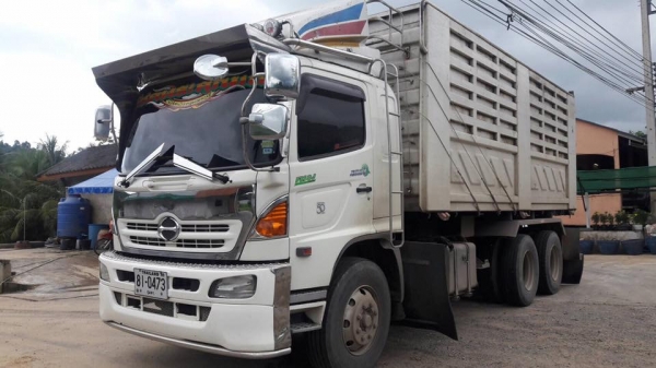 Hino 251 แรง ปี 56 กระบะดัมพ์สามมิตรแม่ลูก 2 เพลา รถวิ่งปาล์ม ไมล์สองแสน