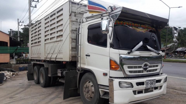 Hino 251 แรง ปี 56 กระบะดัมพ์สามมิตรแม่ลูก 2 เพลา รถวิ่งปาล์ม ไมล์สองแสน