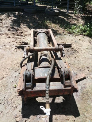 ขายดั้ม12ตัน อุปกรครบ พร้อมใช้