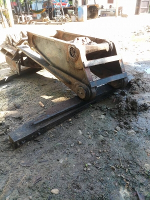 ขายดั้ม12ตัน อุปกรครบ พร้อมใช้