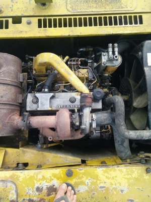 ขายรถขุดแบ็คโค โคมัสสุPC120-6 เล่มทะเบียนไฟฟ้าครบ บูมสวยเอวแน่น ช่วงล่างโซ่อัดใหม่ สภาพพร้อมลุยงาน ขายรถขุดแบ็คโค โคมัสสุPC120-6 เล่มทะเบียนไฟฟ้าครบ บูมสวยเอวแน่น ช่วงล่างโซ่อัดใหม่ สภาพพร้อมลุยงาน