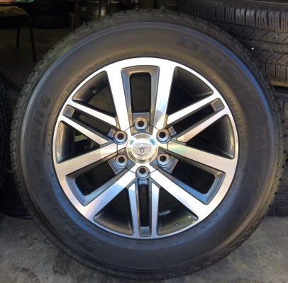 แม็กน้องๆป้ายแดง Toyota All New Fortuner ขอบ18 พร้อมยางป้ายแดง 265-60-18 ปี 17