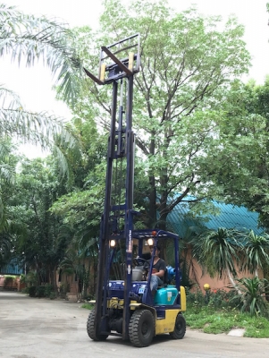 ขายFORKLIFT KOMATSU FG18-16(เสา5เมตร)(ฟรูฟรี้)(งาสไลด์)(1.8ตัน) สวยเดิมจากญี่ปุ่น ยังไม่เคยใช้ในไทย 185,000เท่านั้น!! ขายFORKLIFT KOMATSU FG18-16(เสา5เมตร)(ฟรูฟรี้)(งาสไลด์)(1.8ตัน) สวยเดิมจากญี่ปุ่น ยังไม่เคยใช้ในไทย 185,000เท่านั้น!!