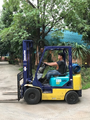 ขายFORKLIFT KOMATSU FG18-16(เสา5เมตร)(ฟรูฟรี้)(งาสไลด์)(1.8ตัน) สวยเดิมจากญี่ปุ่น ยังไม่เคยใช้ในไทย 185,000เท่านั้น!!