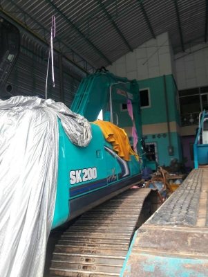 ขายรถแบคโฮ KOBELCO SK200-8 SUPERXM ทำงาน2285ชั่วโมง สวยมากสนใจโทร 081-970-1072