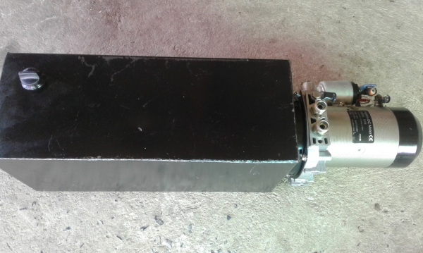 ขายปั้มไฮดรอลิก DC.12V. 1.6KW ขายปั้มไฮดรอลิก DC.12V. 1.6KW