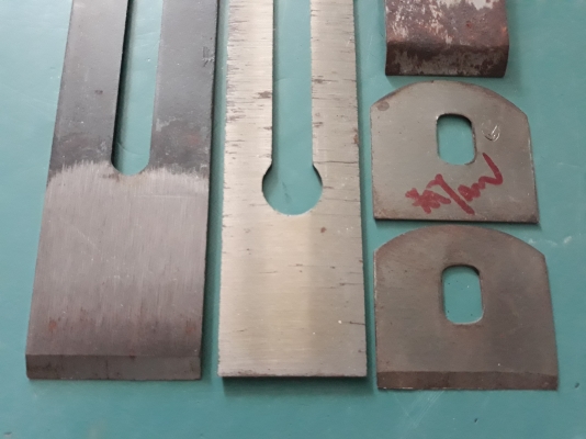 ขายชุดใบกบ5ชิ้นใบกบ 1 3/4&quot; , 1 /12&quot; , ใบกบผีเสื้อ2ใบ และใบประกับกบเจแปน งานเก่าเก็บ