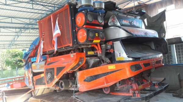 ขาย ศักดิ์พัฒนา อมตะ เบอร์ 2 ปี 56 ใช้งานน้อย 900 ช.ม รถออกป้ายแเดงมา สถาพสวยเดิม คันนี้สั่งคอเลส เครื่อง Isuzu 240 แรง รวมโบ พร้อมใช้งาน ราคา 980,000 ขายด่วนครับ 091-0206555 อยู่ ยโสธร เน้นโทรคุยครับ ขาย ศักดิ์พัฒนา อมตะ เบอร์ 2 ปี 56 ใช้งานน้อย 900 ช.ม รถออกป้ายแเดงมา สถาพสวยเดิม คันนี้สั่งคอเลส เครื่อง Isuzu 240 แรง รวมโบ พร้อมใช้งาน ราคา 980,000 ขายด่วนครับ 091-0206555 อยู่ ยโสธร เน้นโทรคุยครับ