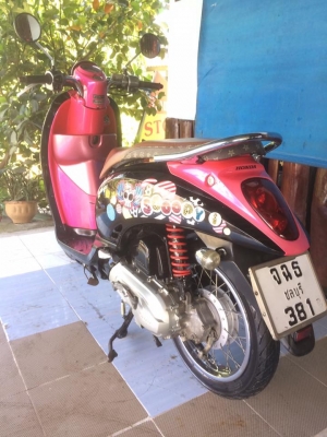 Honda Scoopy-i สี ชมพู-ดำ รถสวยเครื่องดี ราคาถูกครับ Honda Scoopy-i สี ชมพู-ดำ รถสวยเครื่องดี ราคาถูกครับ