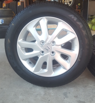 ขายล้อป้ายแดงHONDA Mobilio พร้อมยางปี17  4 ล้อ