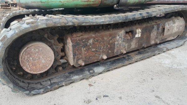 ขายรถขุด MITSUBISHI  รุ่น  MXR55 เครื่องยนต์ K4N   4สูบ  เก่านอก มีลายเจาะ  ขายตามสภาพ  มีเอกสาร 280,000 บาท